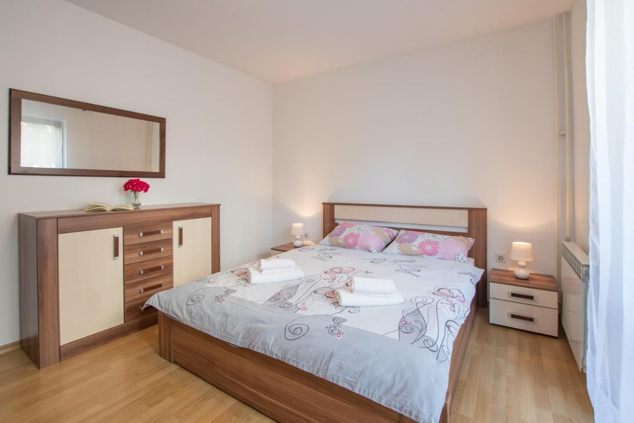 Apartments Nono Toni ポレッチ エクステリア 写真