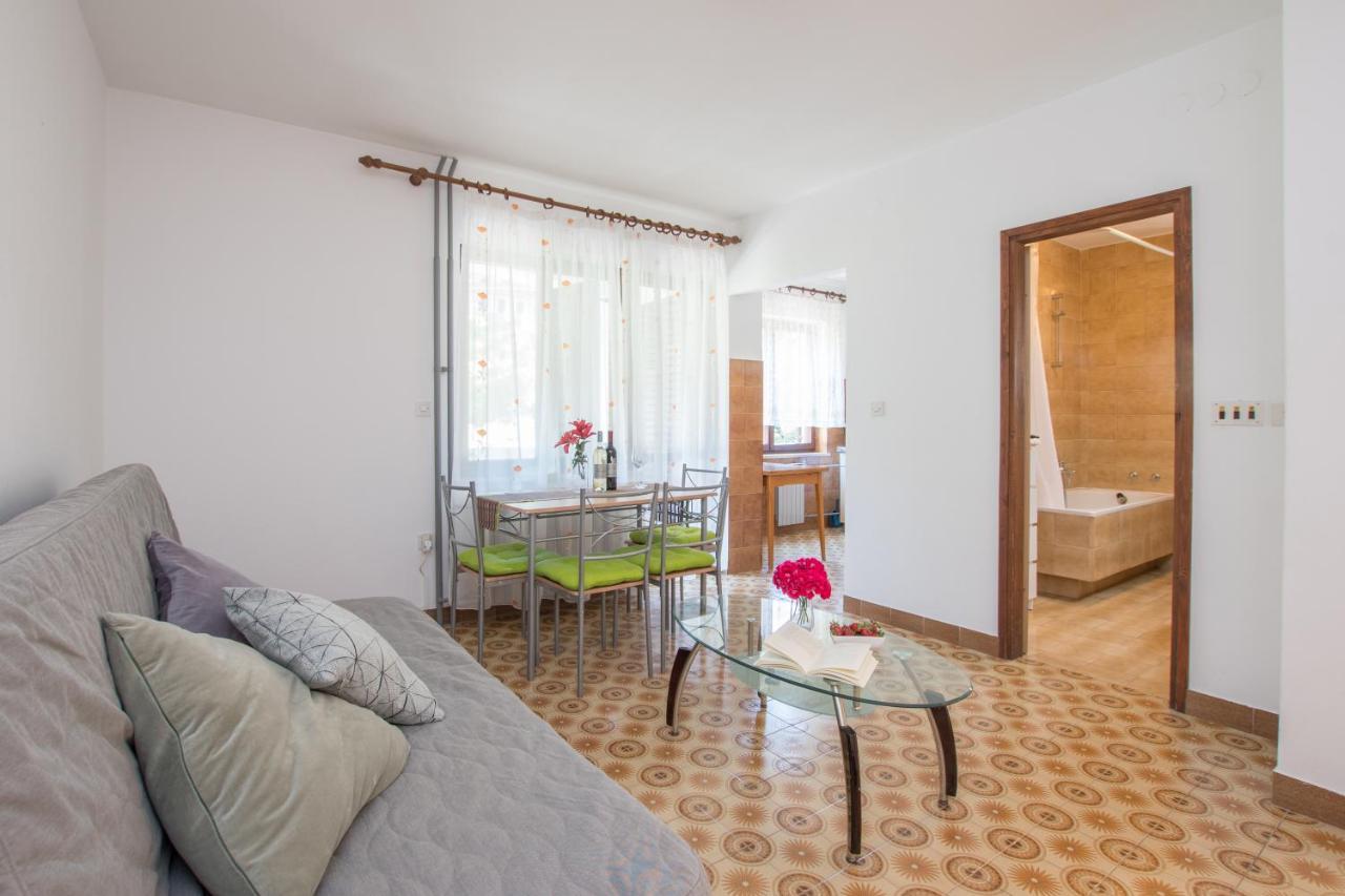 Apartments Nono Toni ポレッチ エクステリア 写真