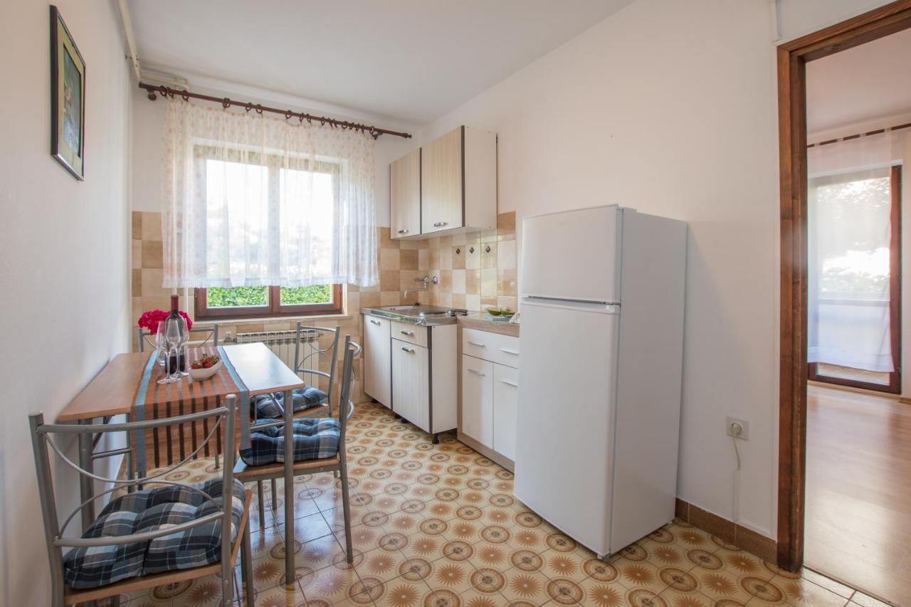 Apartments Nono Toni ポレッチ エクステリア 写真